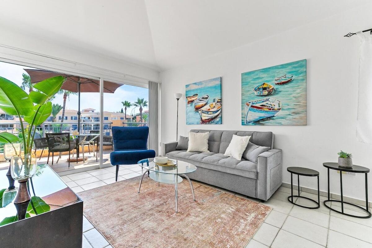 Limnaria Gardens Beautiful Apartment By Vichy Paphos Esterno foto